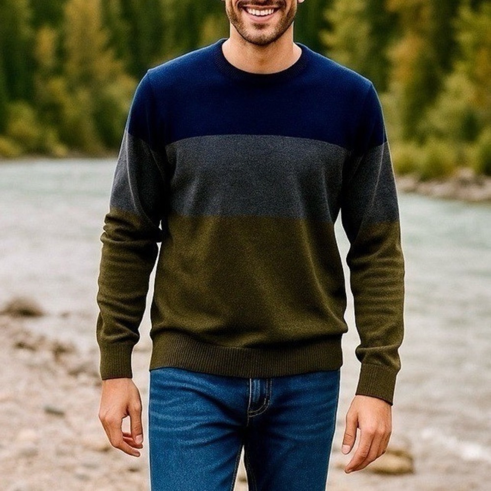 French Connection Men's Blue/Gray/Green Long Sleeve Wool Sweater